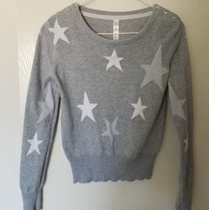 Cherokee girl's gray sweater